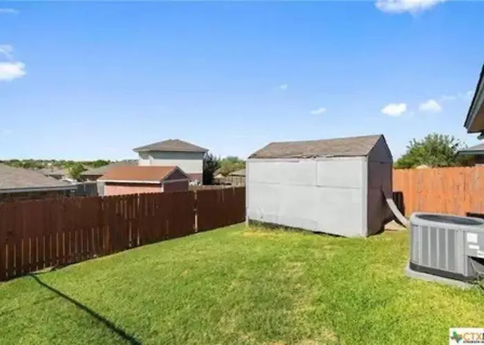 Cozy 3bd/2bath Staycation Near Hood Apartment Killeen