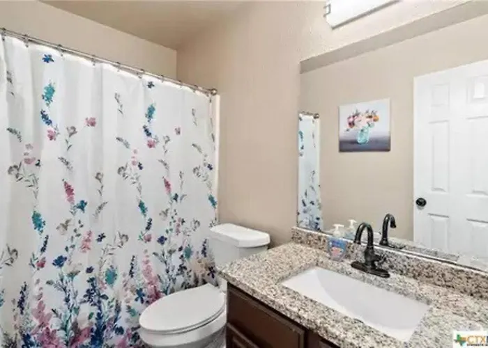 Cozy 3bd/2bath Staycation Near Hood Apartment *