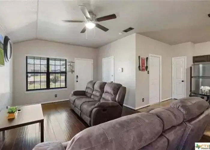 Apartment Cozy 3bd/2bath Staycation Near Hood